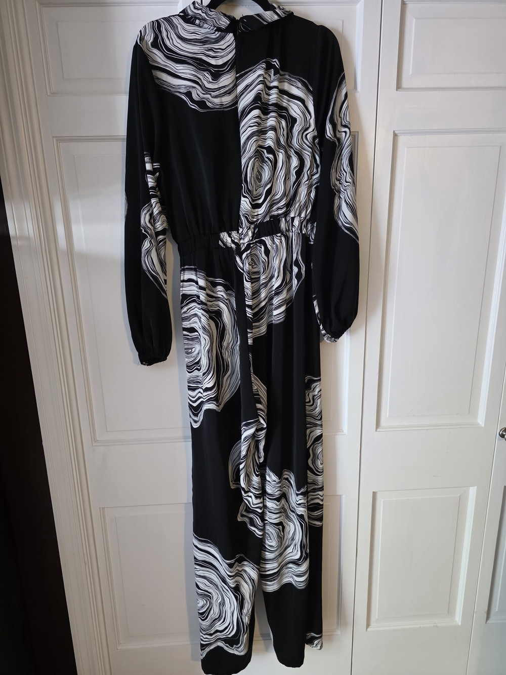 Fashion Nova Figure It Out Marble Print Wrap Jumpsuit 1XL Vacation Boho - Picture 6 of 6